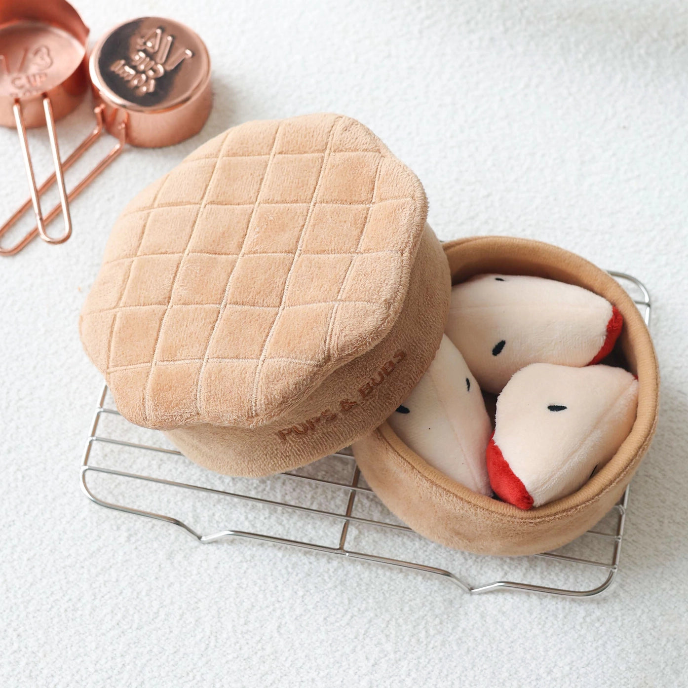 Apple Pie - Pups & Bubs